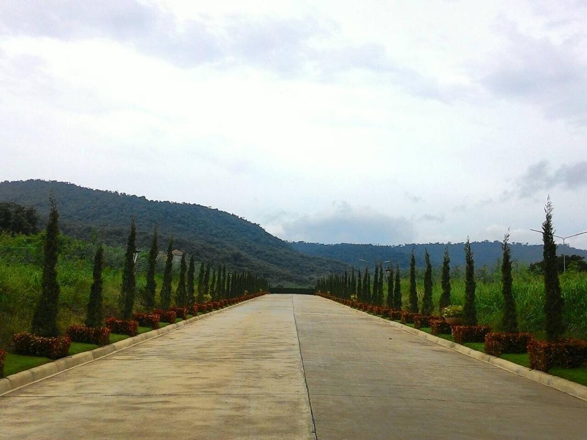Samerdrow Khao Yai Mu Si Exteriér fotografie
